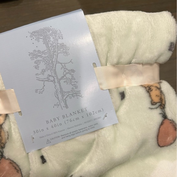 Winnie the Pooh Baby Blanket - Picture 4 of 4